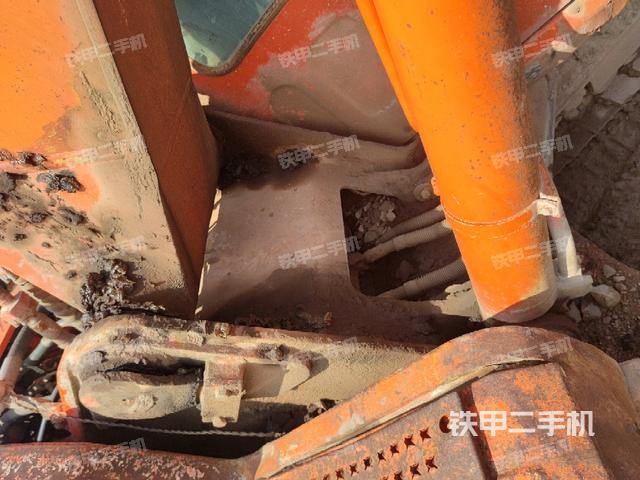 大臂根部 斜视（工作和回转装置）