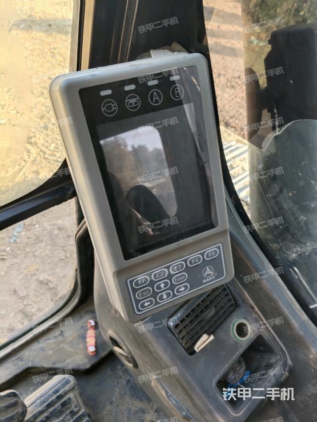 顯示屏?（駕駛室部分）