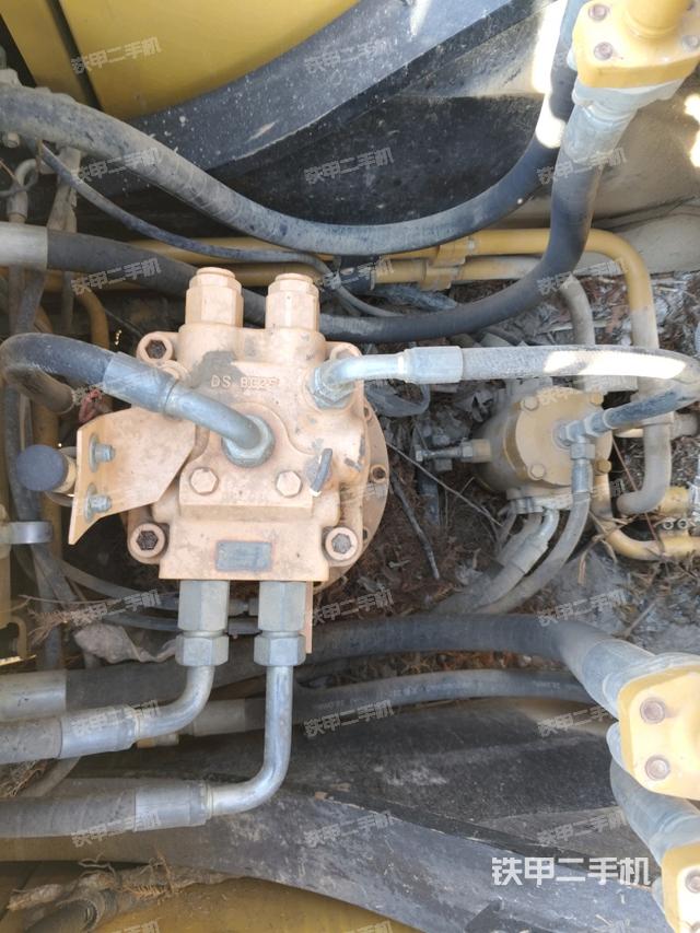 回轉(zhuǎn)馬達(dá)（上車部件）