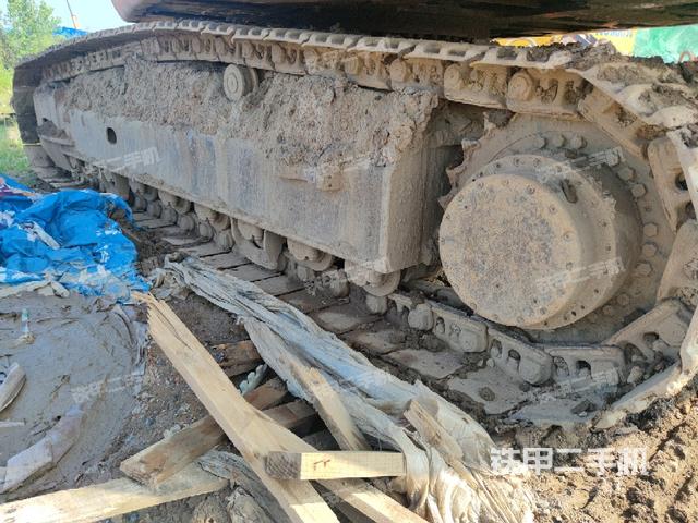 左侧履带整体 （行走机构）