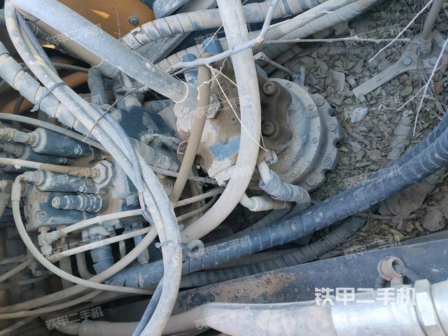 回轉(zhuǎn)馬達(dá)（上車部件）