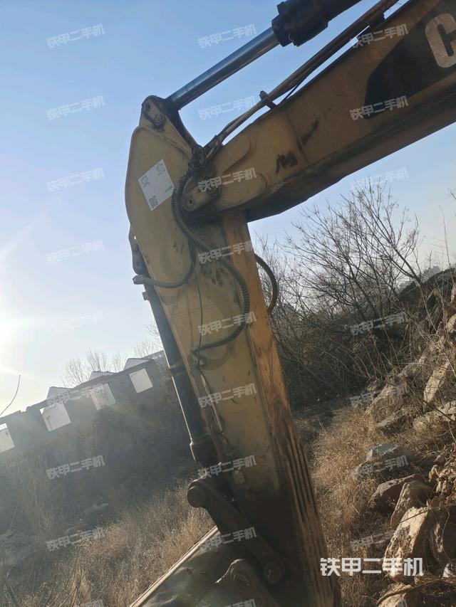 大臂油缸整體?豎拍（工作和回轉(zhuǎn)裝置）