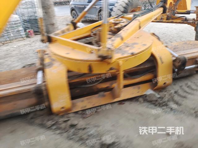 工作裝置4（工作裝置）