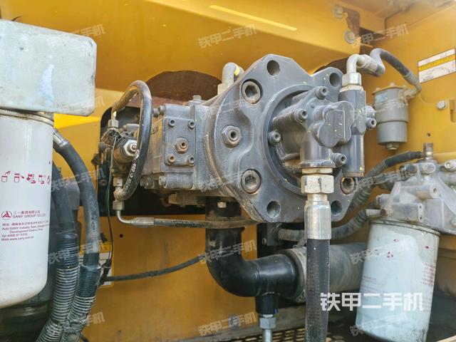 液壓泵室（大件艙室）