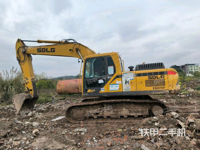 左后45（整機外觀）