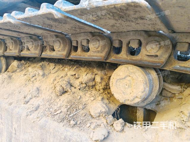 右側(cè)履帶整體（行走機(jī)構(gòu)）