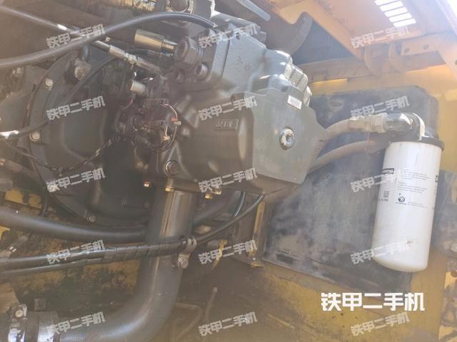 液壓泵斜45?左（大件艙室）