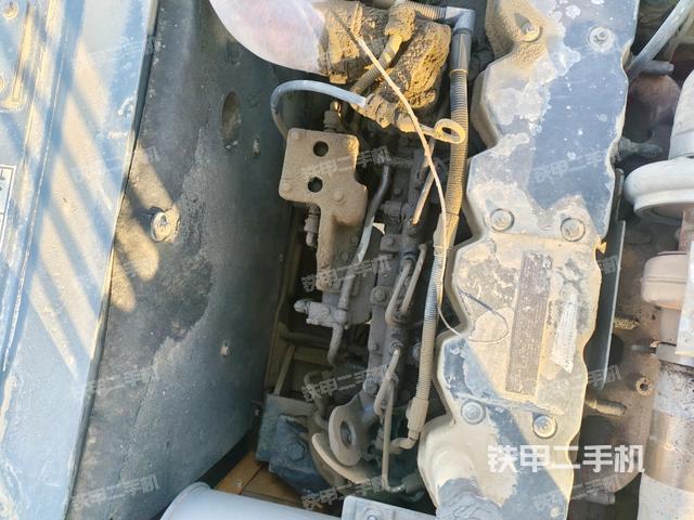 氣門室蓋螺絲特寫（上車部件）