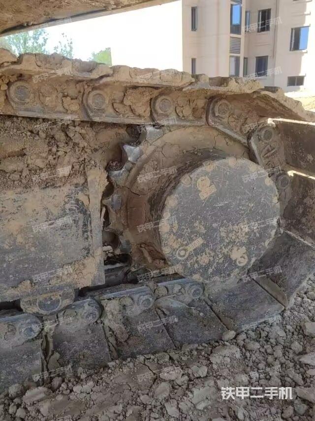 左驅(qū)動(dòng)輪(行走機(jī)構(gòu)) 左驅(qū)動(dòng)輪(行走機(jī)構(gòu))