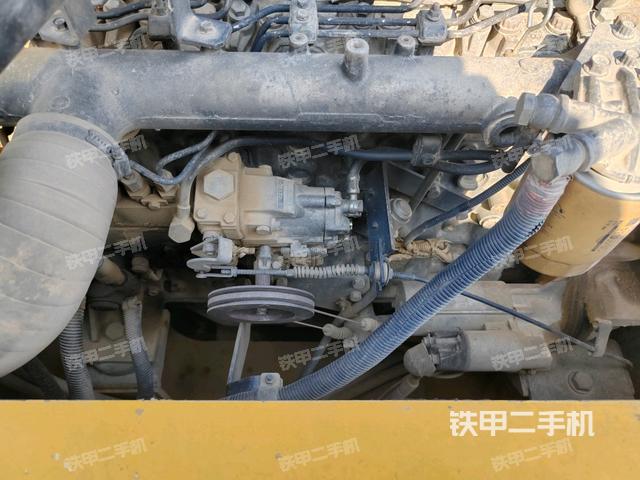 氣門室蓋螺絲特寫（上車部件）