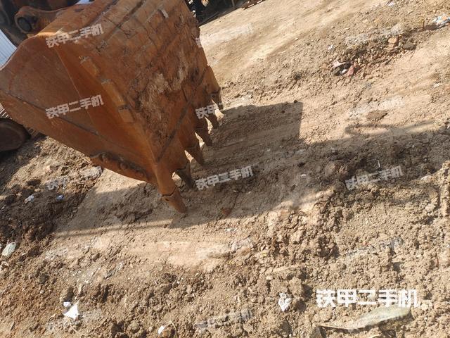 小臂整體左后（工作和回轉(zhuǎn)裝置）