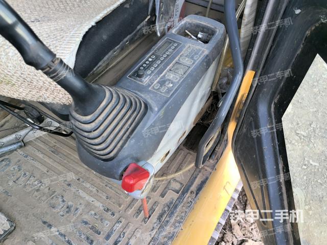 座椅后部（駕駛室部分）