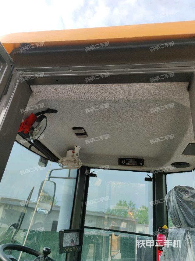 駕駛室頂部 外（駕駛室部分）