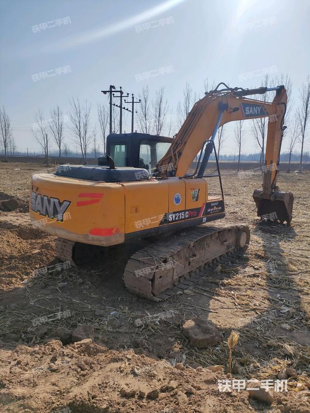 整機右后45°(整機外觀) 整機右后45°(整機外觀)