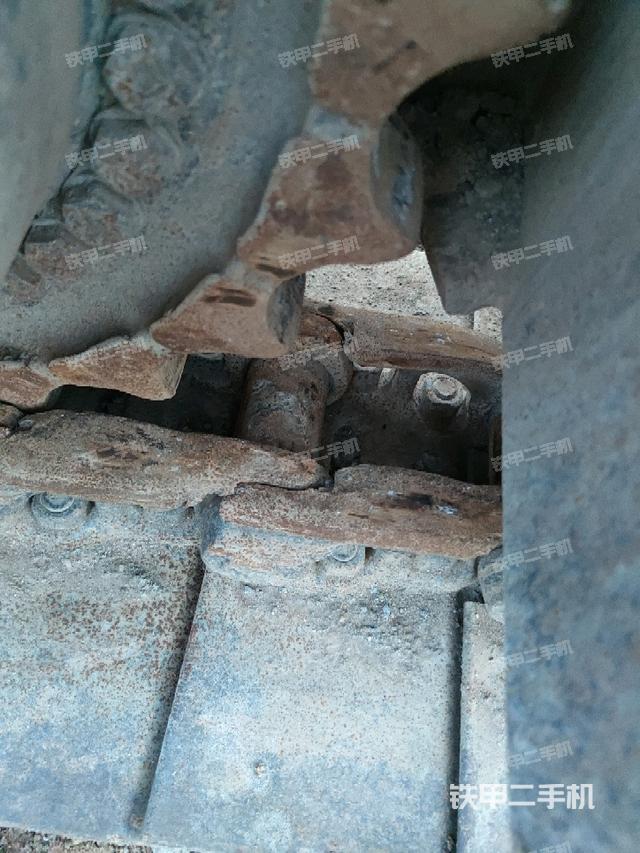 左托链轮和链筋(行走机构) 左托链轮和链筋(行走机构)