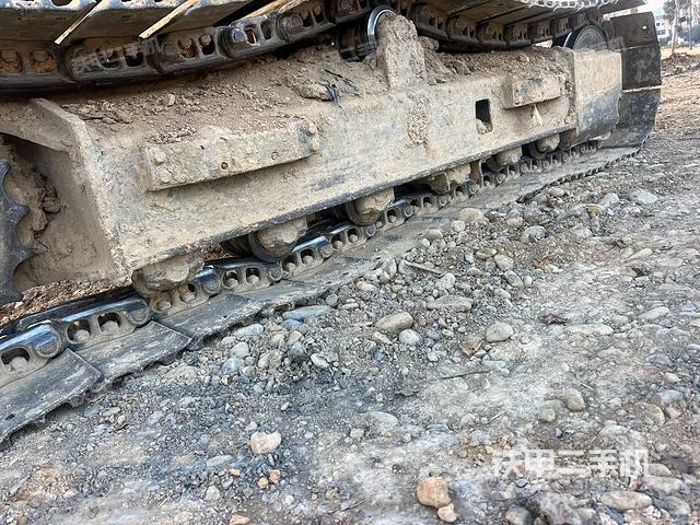 單側(cè)履帶整體（整機外觀）