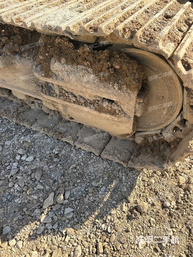 右驅(qū)動(dòng)輪（行走機(jī)構(gòu)）