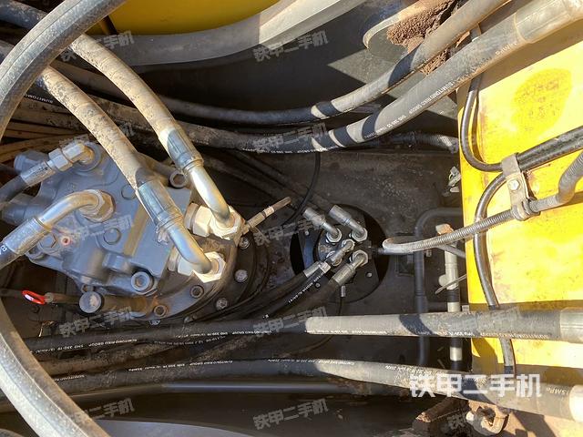 回轉(zhuǎn)馬達(dá)（上車部件）