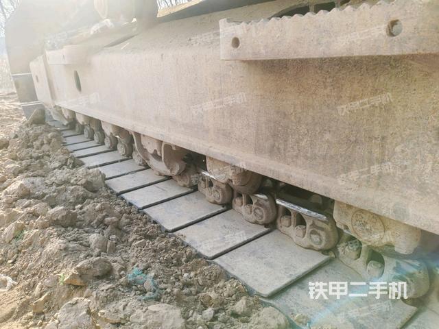 右導(dǎo)向輪（行走機(jī)構(gòu)）