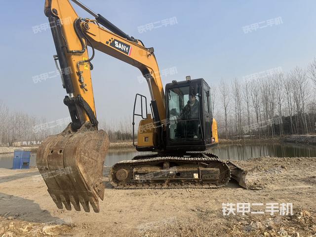 小臂整體左后（工作和回轉(zhuǎn)裝置）