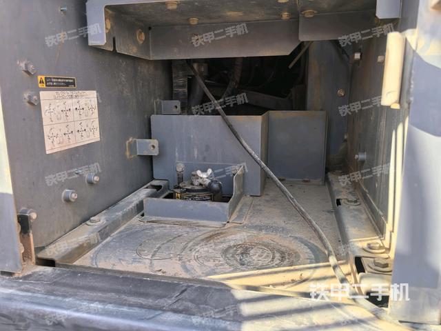 液壓泵室(大件艙室) 液壓泵室(大件艙室)