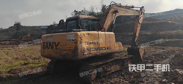 整機右后45°（整機外觀）