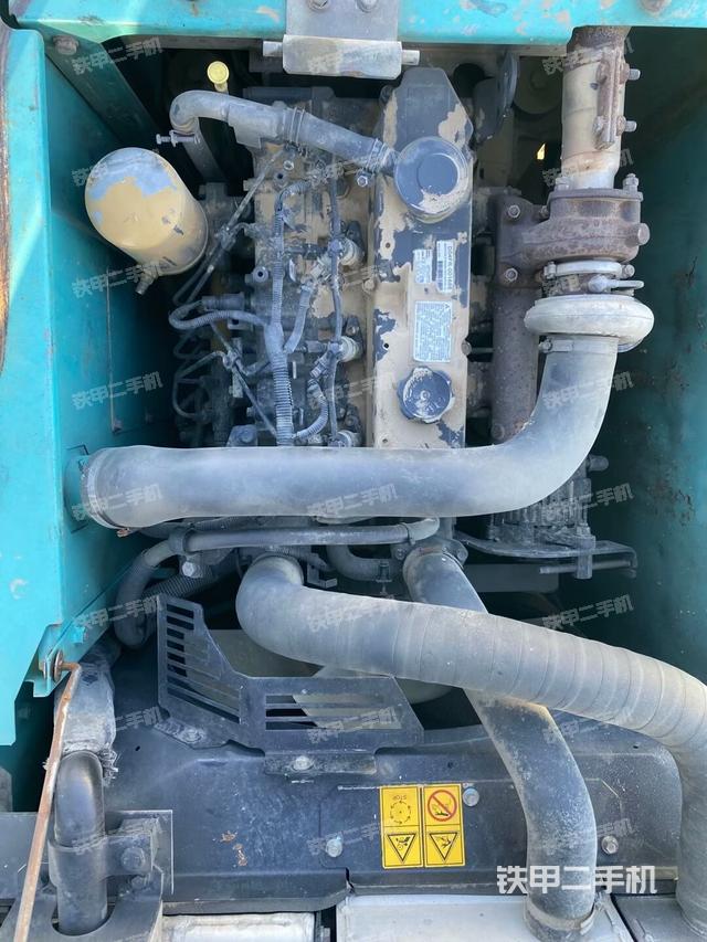 發(fā)動(dòng)機(jī)整體俯視（整機(jī)外觀）