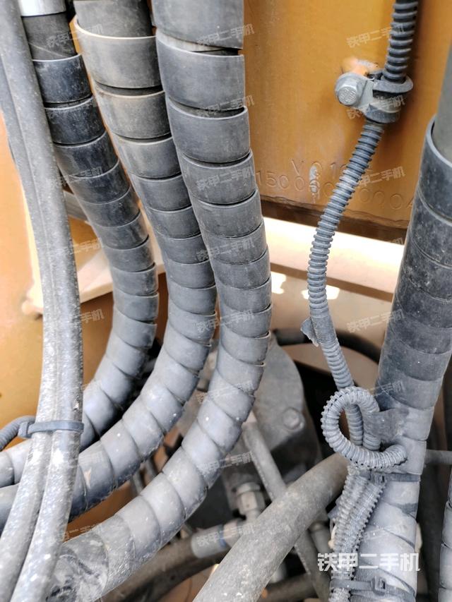 氣門室蓋螺絲特寫(上車部件) 氣門室蓋螺絲特寫(上車部件)