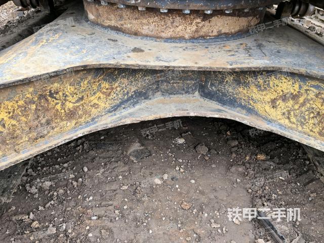大臂根部?斜視(工作和回轉(zhuǎn)裝置) 大臂根部?斜視(工作和回轉(zhuǎn)裝置)