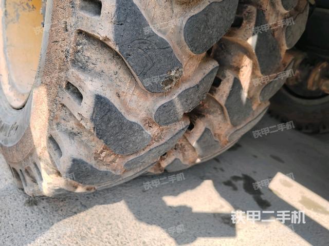 右側行走馬達蓋板(行走機構) 右側行走馬達蓋板(行走機構)