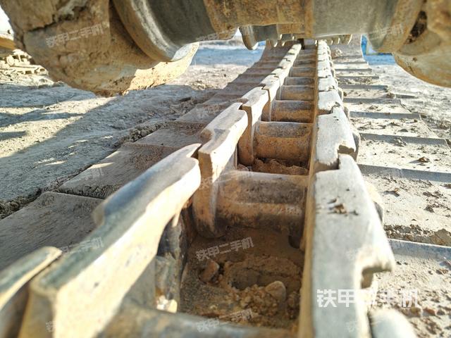 左托鏈輪和鏈筋(行走機(jī)構(gòu)) 左托鏈輪和鏈筋(行走機(jī)構(gòu))
