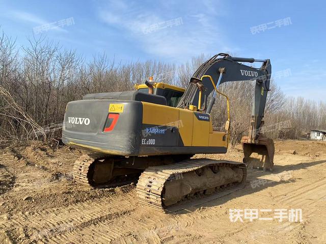 整機右后45°（整機外觀）