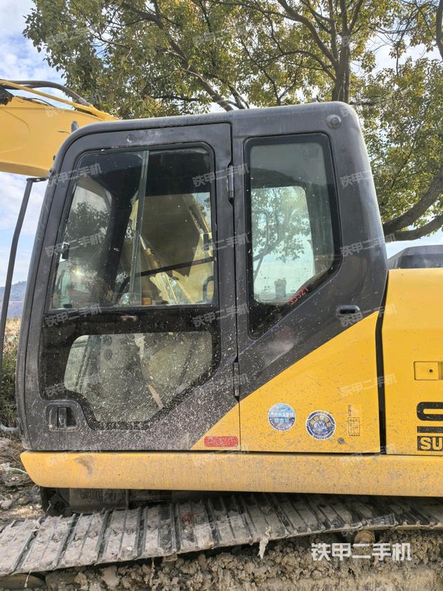 駕駛室正側(cè)(駕駛室部分) 駕駛室正側(cè)(駕駛室部分)