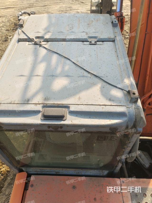 駕駛室頂部俯視（上車部件）