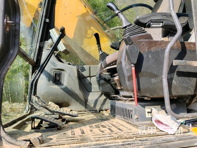 顶棚整体（驾驶室部分）