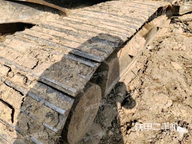 右侧履带整体（行走机构）