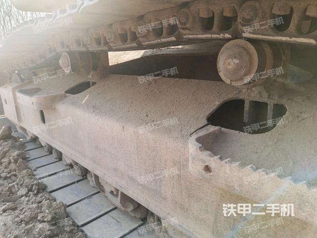 左側(cè)行走馬達(dá)蓋板（行走機(jī)構(gòu)）