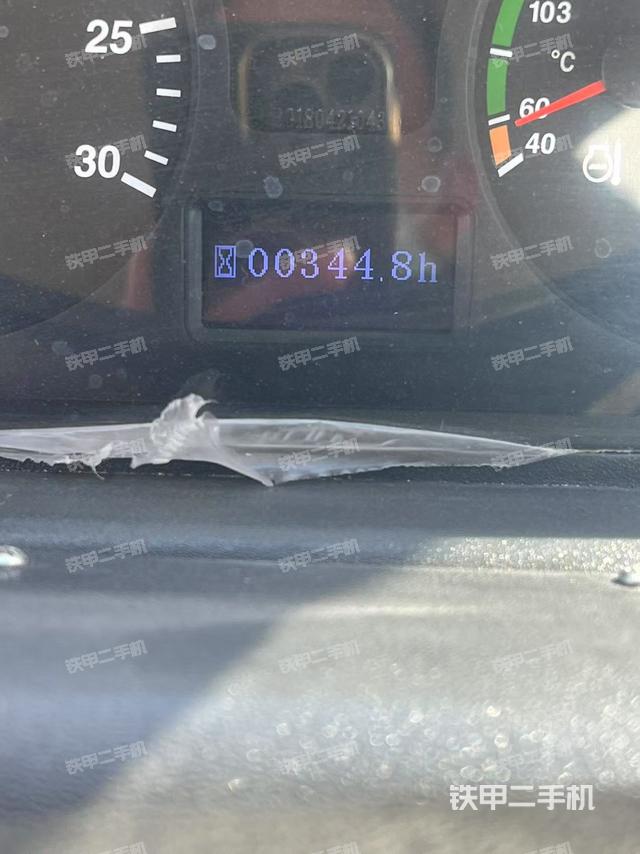 駕駛室操作臺（整機(jī)外觀及大件）