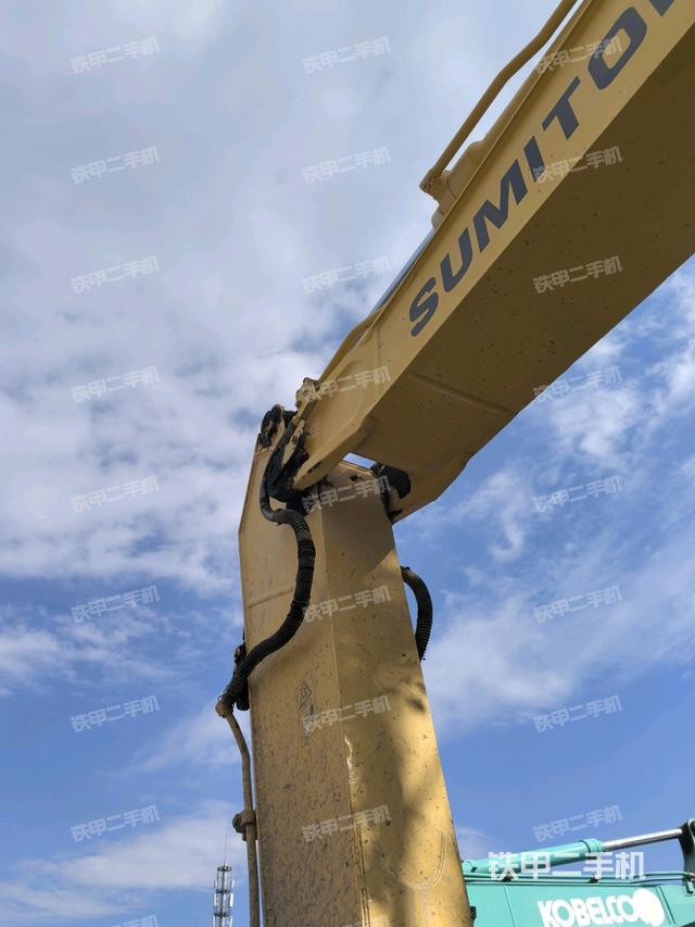 小臂整體左后(工作和回轉(zhuǎn)裝置) 小臂整體左后(工作和回轉(zhuǎn)裝置)