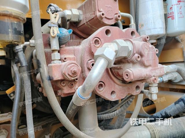 液壓泵室(大件艙室) 液壓泵室(大件艙室)