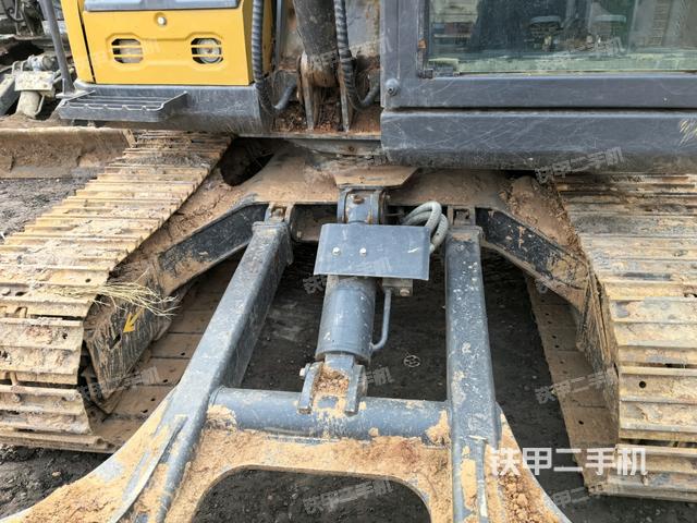 小臂整體右前（工作和回轉(zhuǎn)裝置）