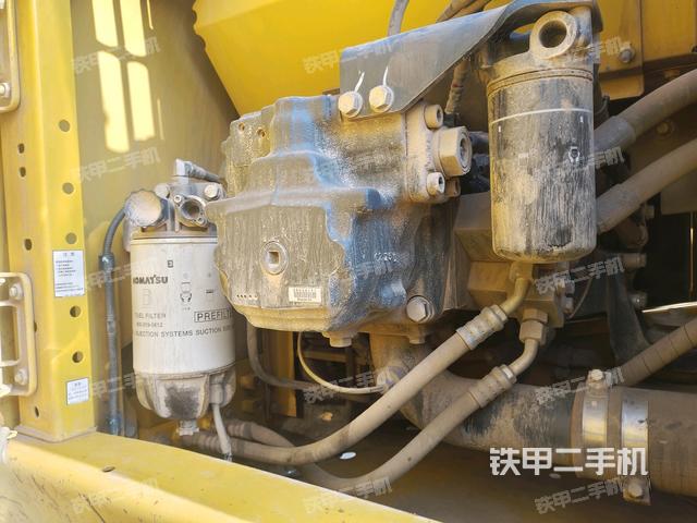 液壓泵斜45?左（大件艙室）