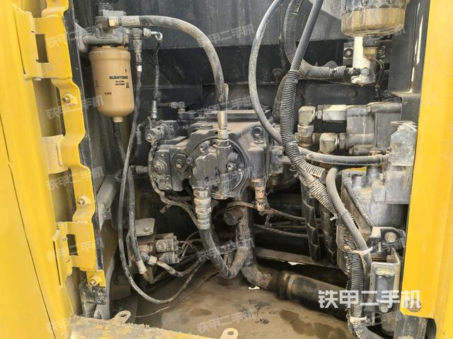 液壓泵斜45?左(大件艙室) 液壓泵斜45?左(大件艙室)