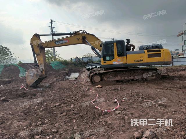 左后45(整機(jī)外觀) 左后45(整機(jī)外觀)
