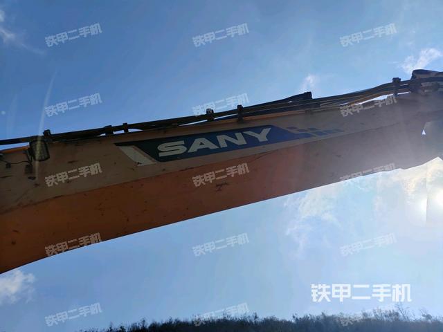 铲斗右后整体（工作和回转装置）