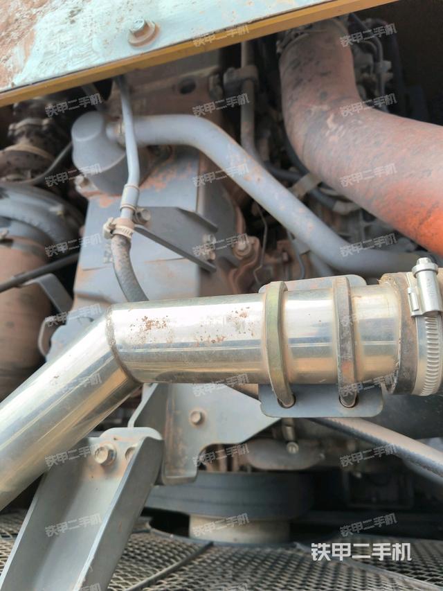 增壓器特寫(xiě)(上車部件) 增壓器特寫(xiě)(上車部件)