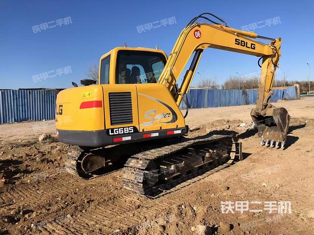 整機右后45°（整機外觀）