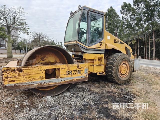 整机右后45°（设备外观及核心部件）