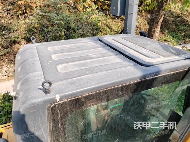 駕駛室頂部俯視(上車部件) 駕駛室頂部俯視(上車部件)