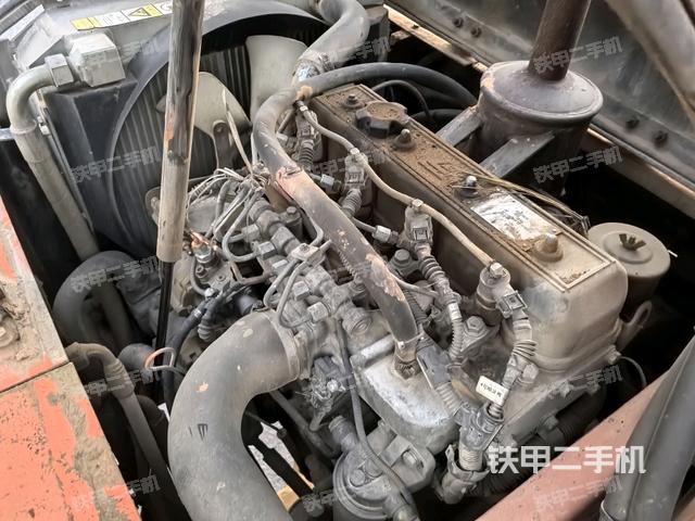 發(fā)動機整體俯視(整機外觀) 發(fā)動機整體俯視(整機外觀)